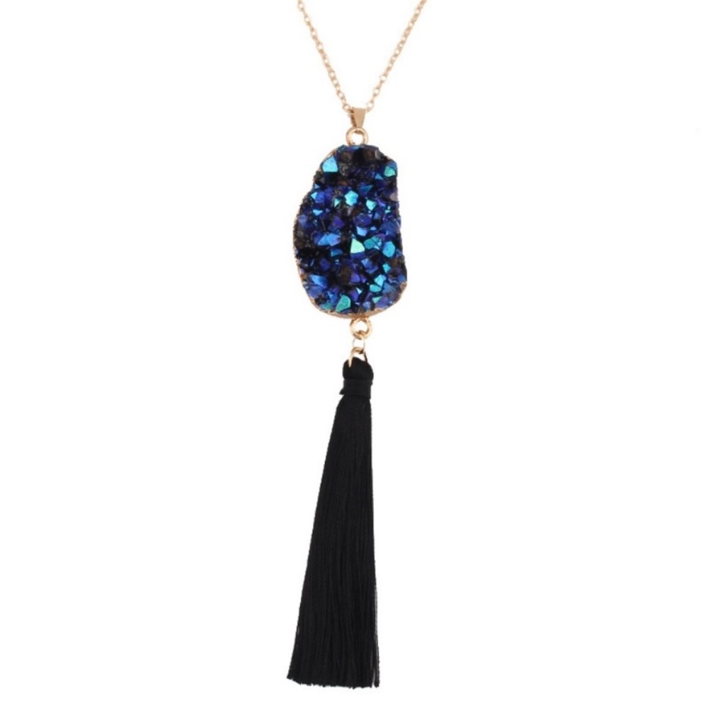 Blue Geode Tassel Necklace - Picture 4 of 4